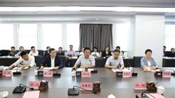 新疆旅游投资集团有限公司党委书记、董事长沈金生主持召开党委书记办公会议
