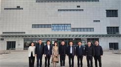 博纳影业集团股份有限公司董事长于冬到新疆文旅投交流座谈
